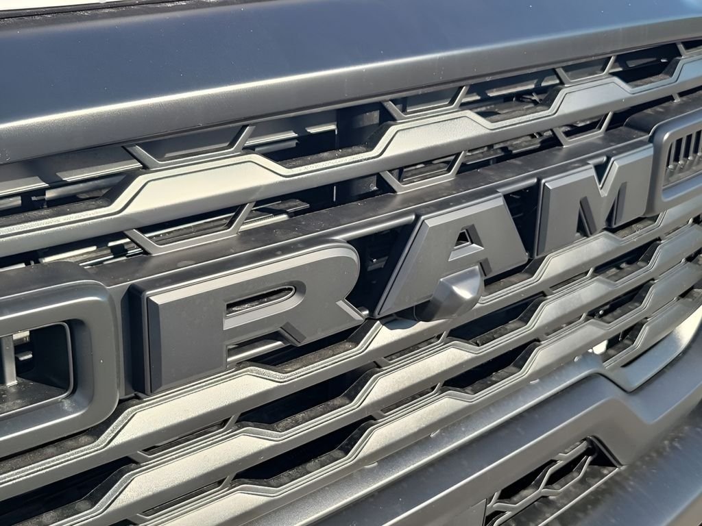 New 2026 Bright White Clear-Coat Exterior Paint RAM Tradesman image 40