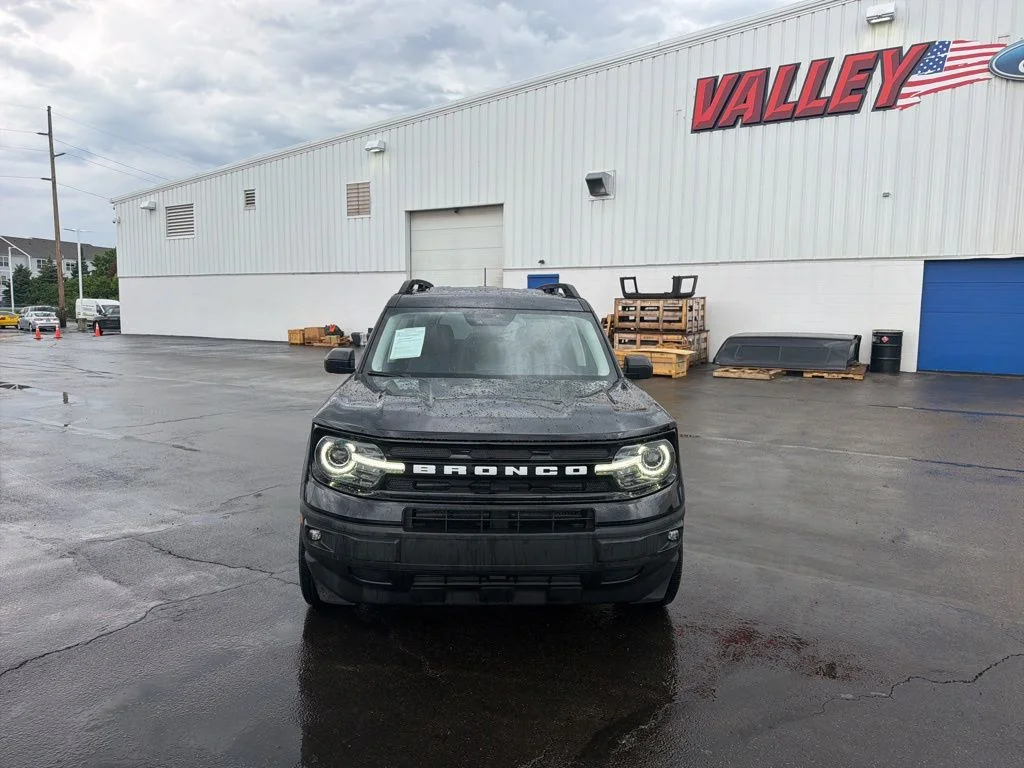 Certified Used 2022 Shadow Black Ford Outer Banks image 3