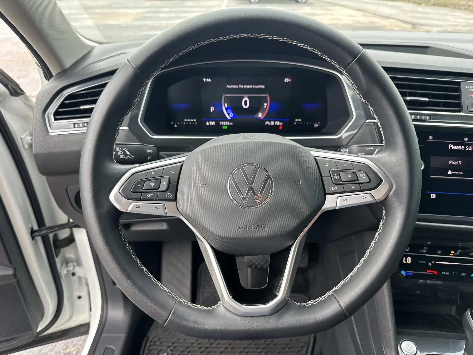Certified Used 2023 White Volkswagen SE image 14