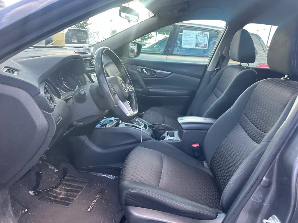 Used 2017 Gray Nissan Hybrid SV image 16