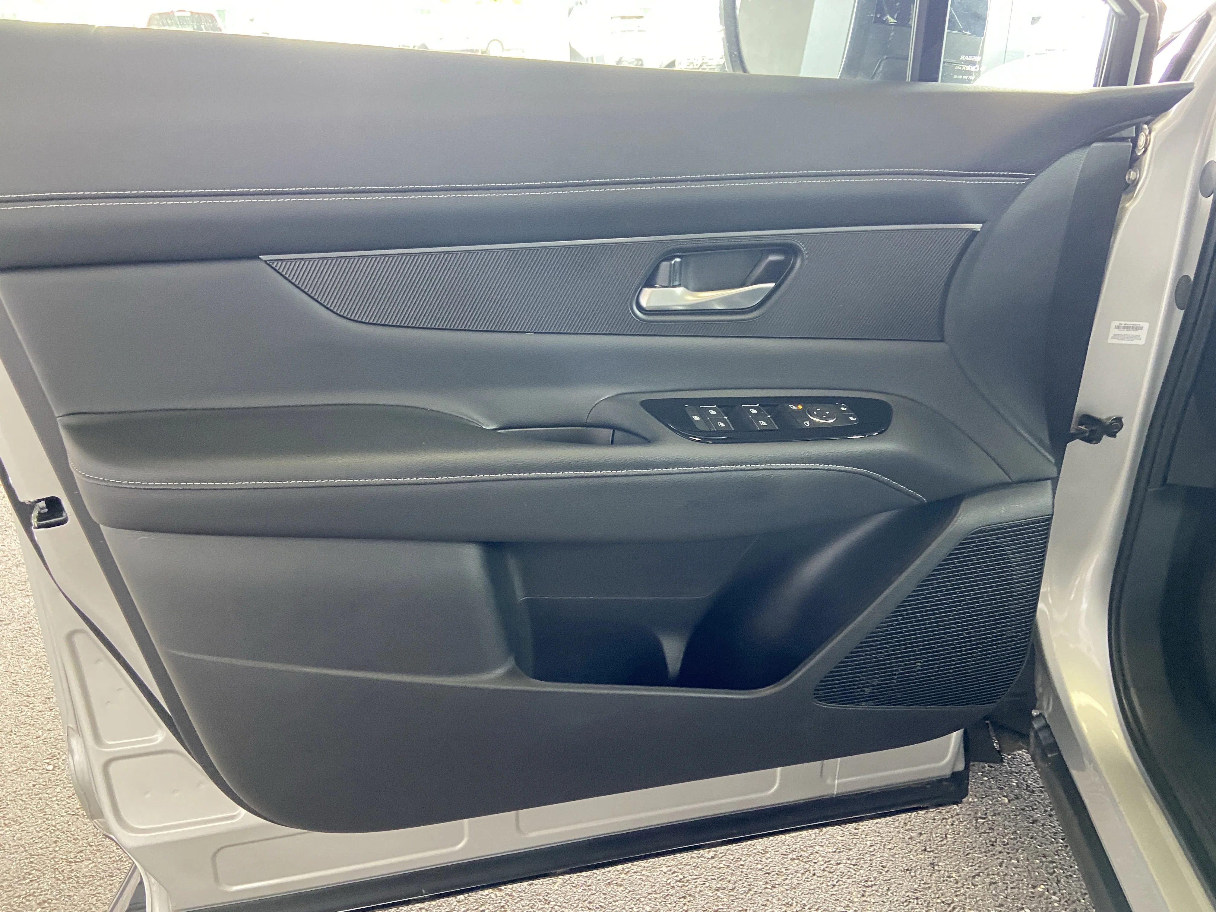 2025 Nissan Murano SV - Photo 25