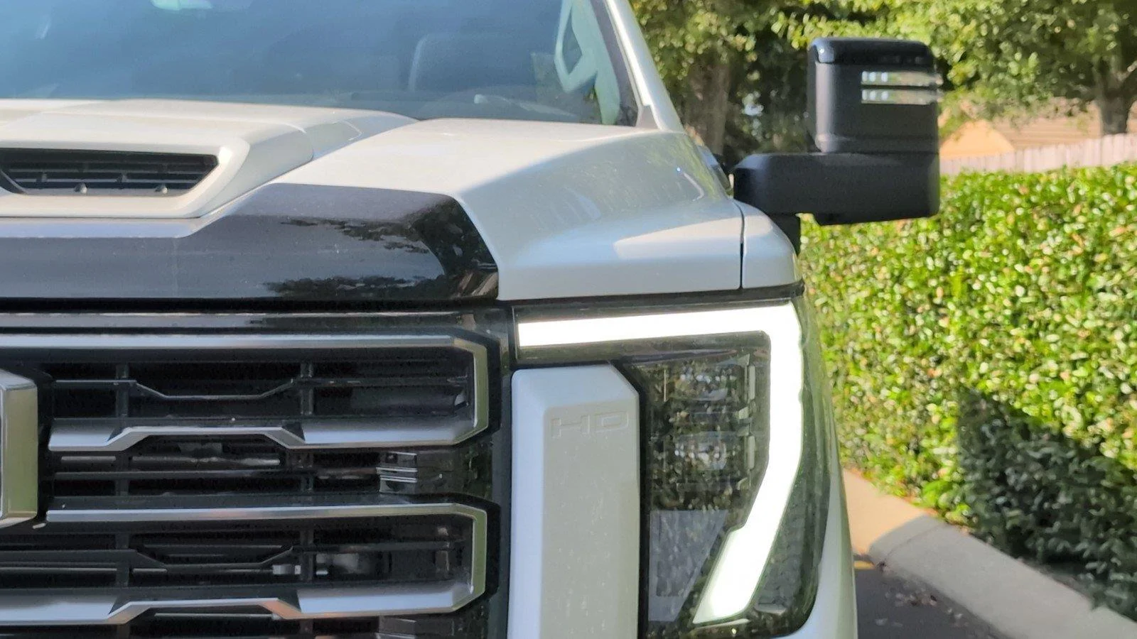 New 2026 Summit White GMC AT4 image 12