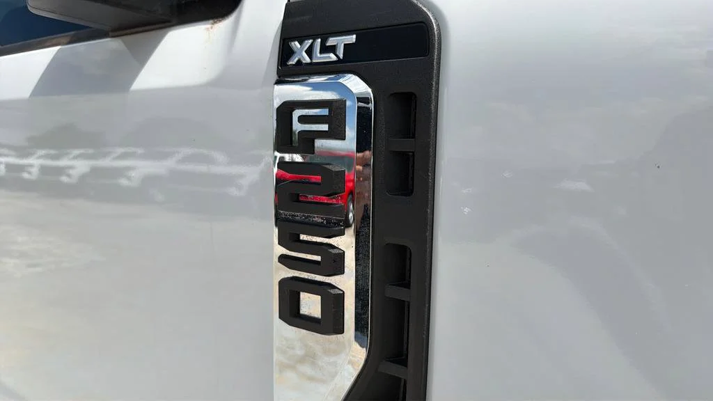 Used 2024 White Ford XLT image 38