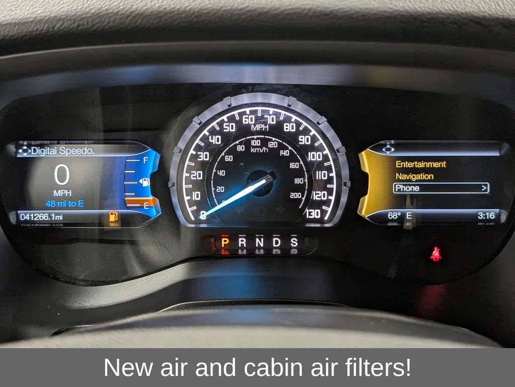 Certified Used 2022 Carbonized Gray Metallic Ford Lariat image 3