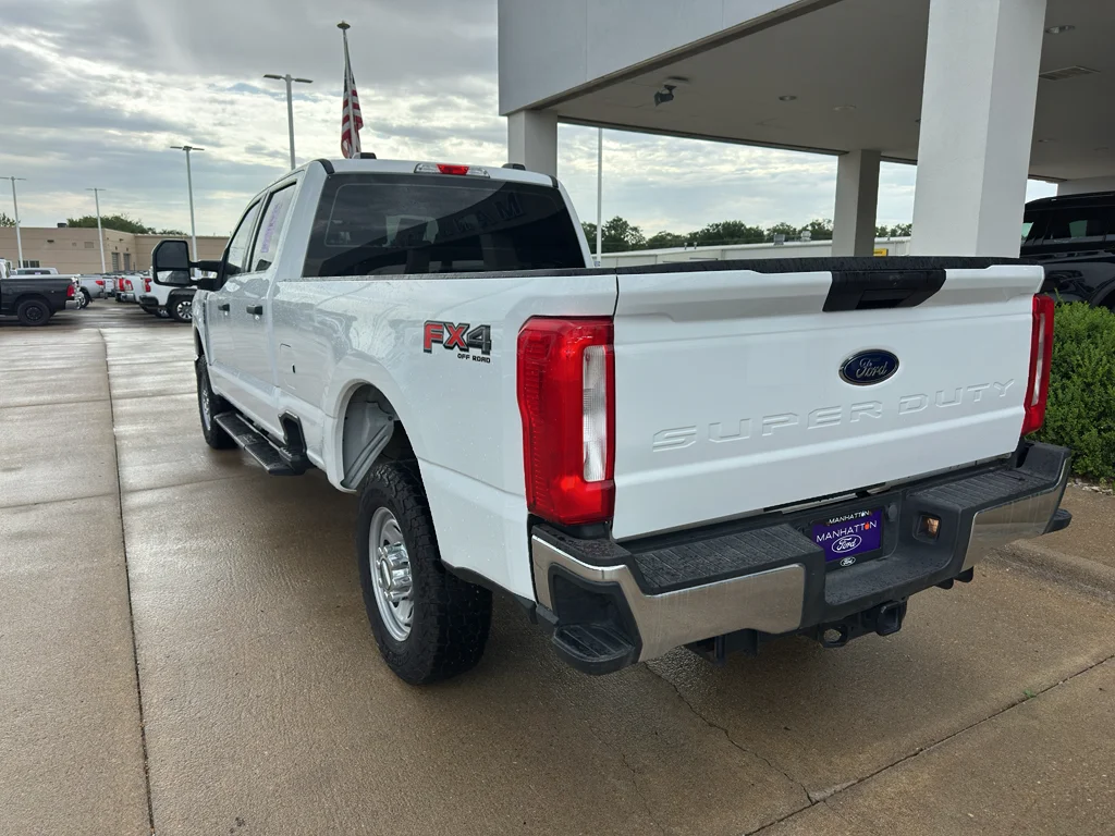 Used 2024 Oxford White Ford XL image 6