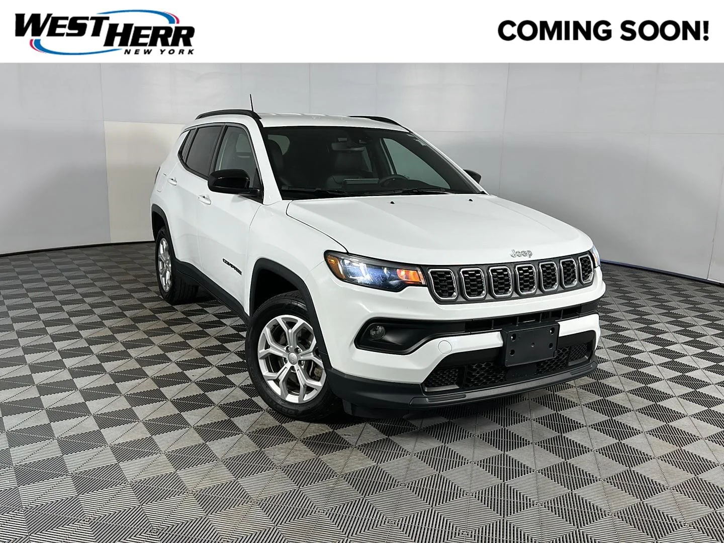 Used 2024 Bright White Clearcoat Jeep Latitude image 1