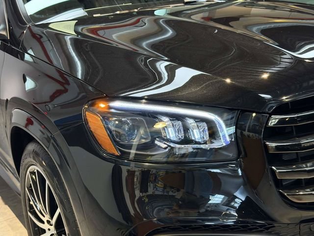 Certified Used 2025 Black Mercedes-Benz GLS 450 image 8