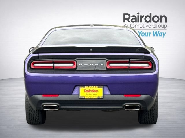 Used 2019 Plum Crazy Pearlcoat Dodge SXT image 6