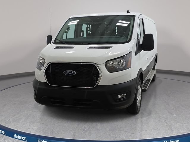 Used 2025 White Ford Base image 3