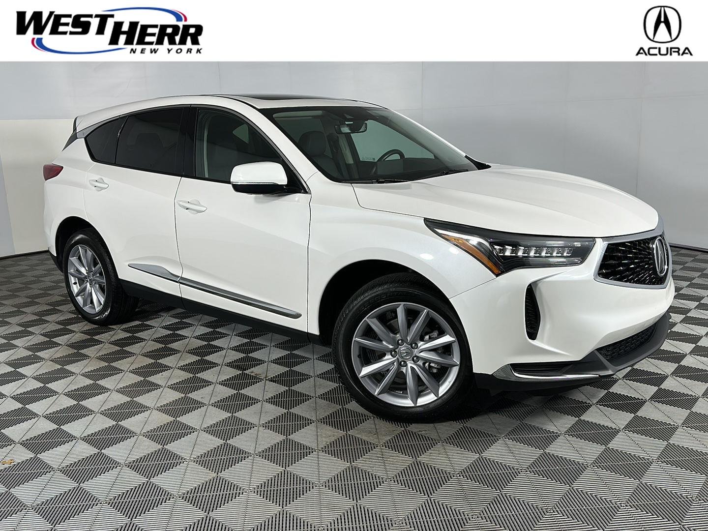 Used 2024 Platinum White Pearl Acura SH-AWD image 1
