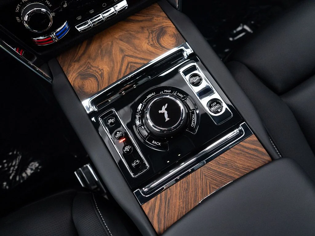 Certified Used 2023 Bohemian Red Rolls-Royce  image 39