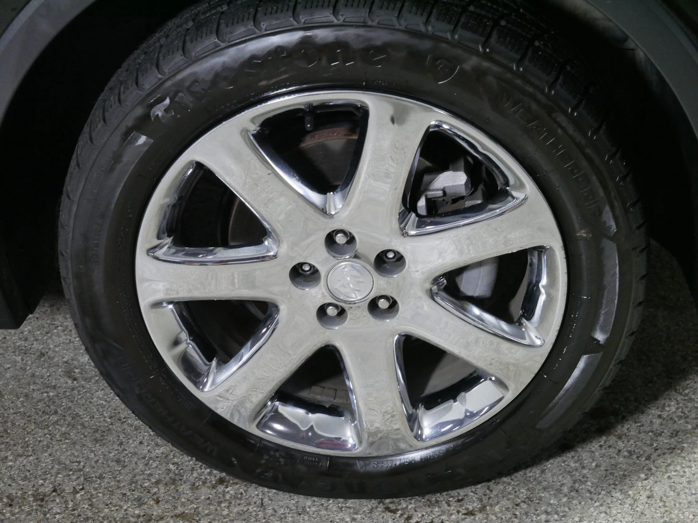 Used 2018 Ebony Twilight Metallic Buick Essence image 15
