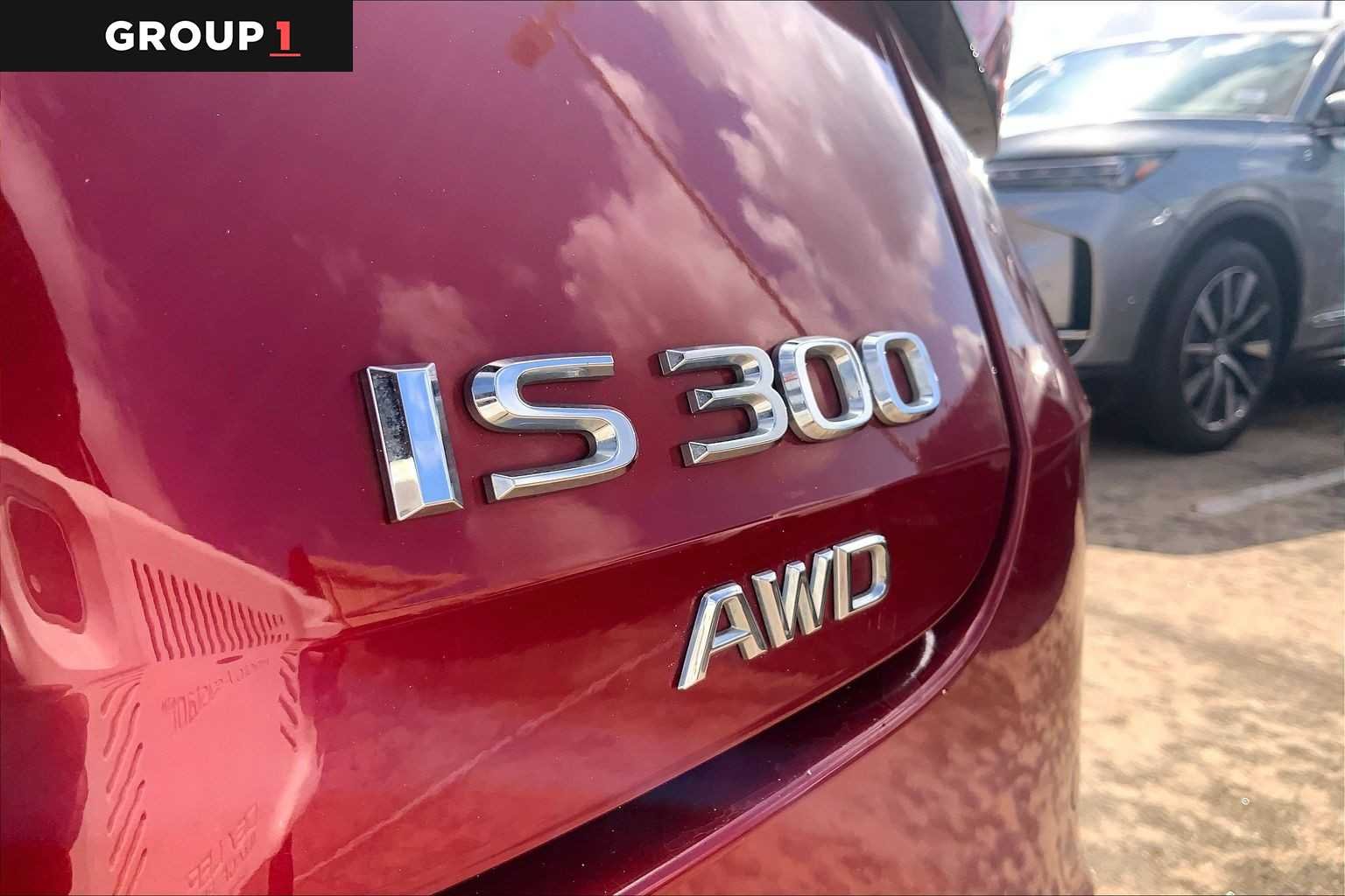 Used 2023 Matador Red Mica Lexus  image 59