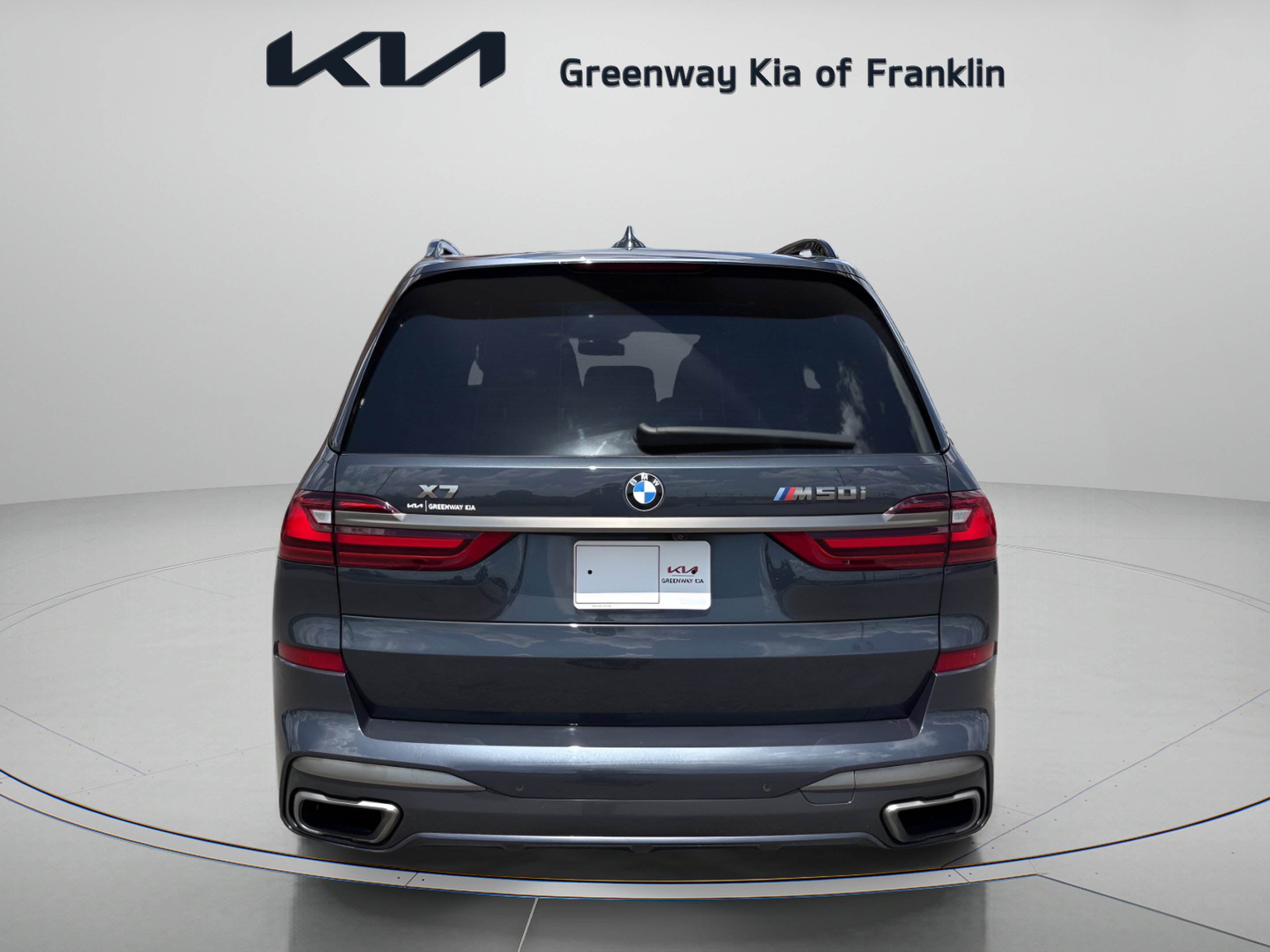 Used 2022 Arctic Grey Metallic BMW M50i image 6