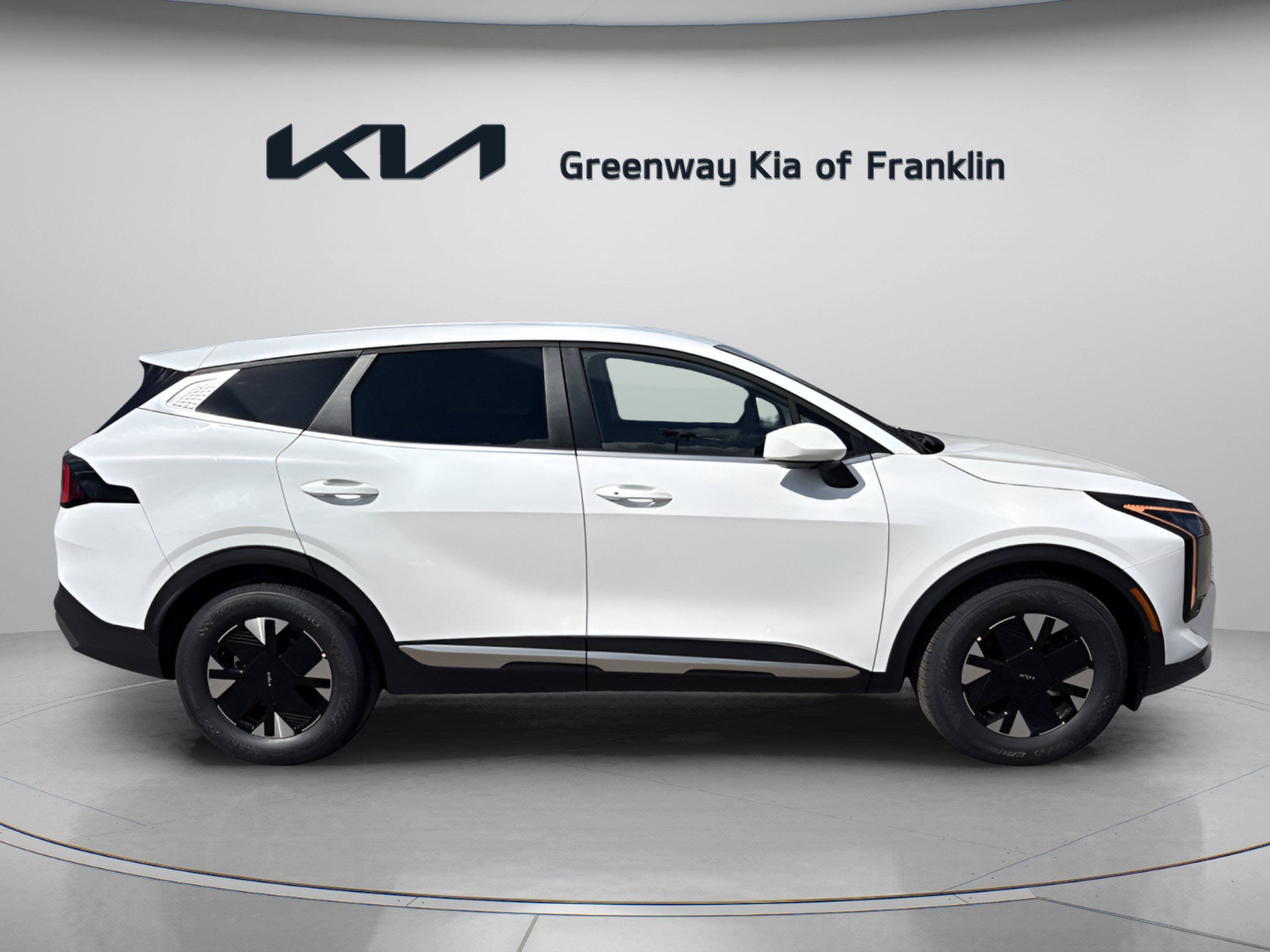 New 2027 Snow White Pearl Kia LX image 8