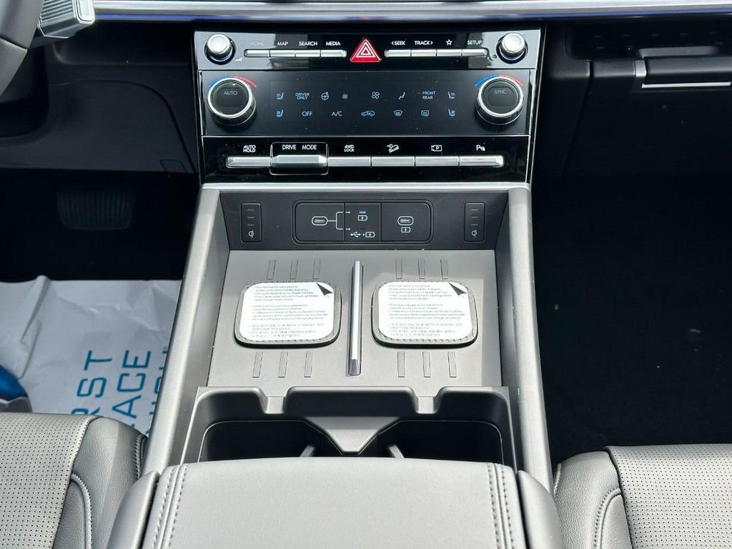 New 2026 White Hyundai Limited image 26