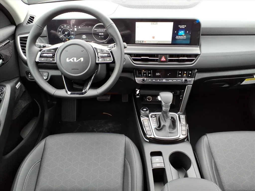 2026 Kia Seltos SX - Photo 11