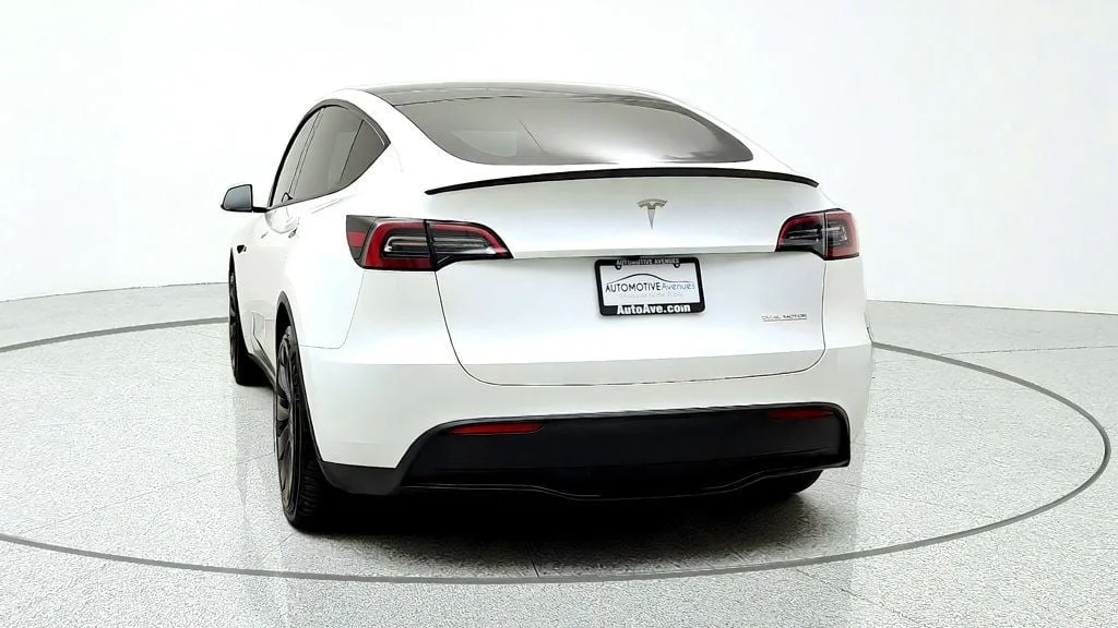 Used 2024 Pearl White Multi-Coat Tesla Performance AWD image 6