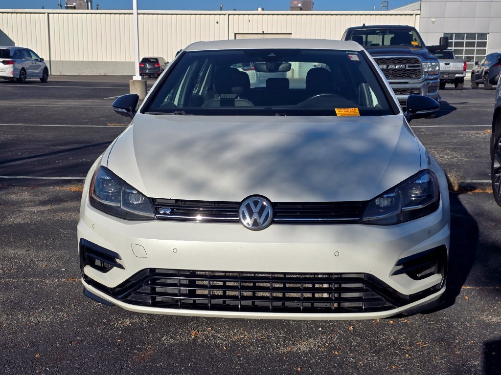 Used 2018 White Volkswagen DCC & Navigation 4Motion image 2