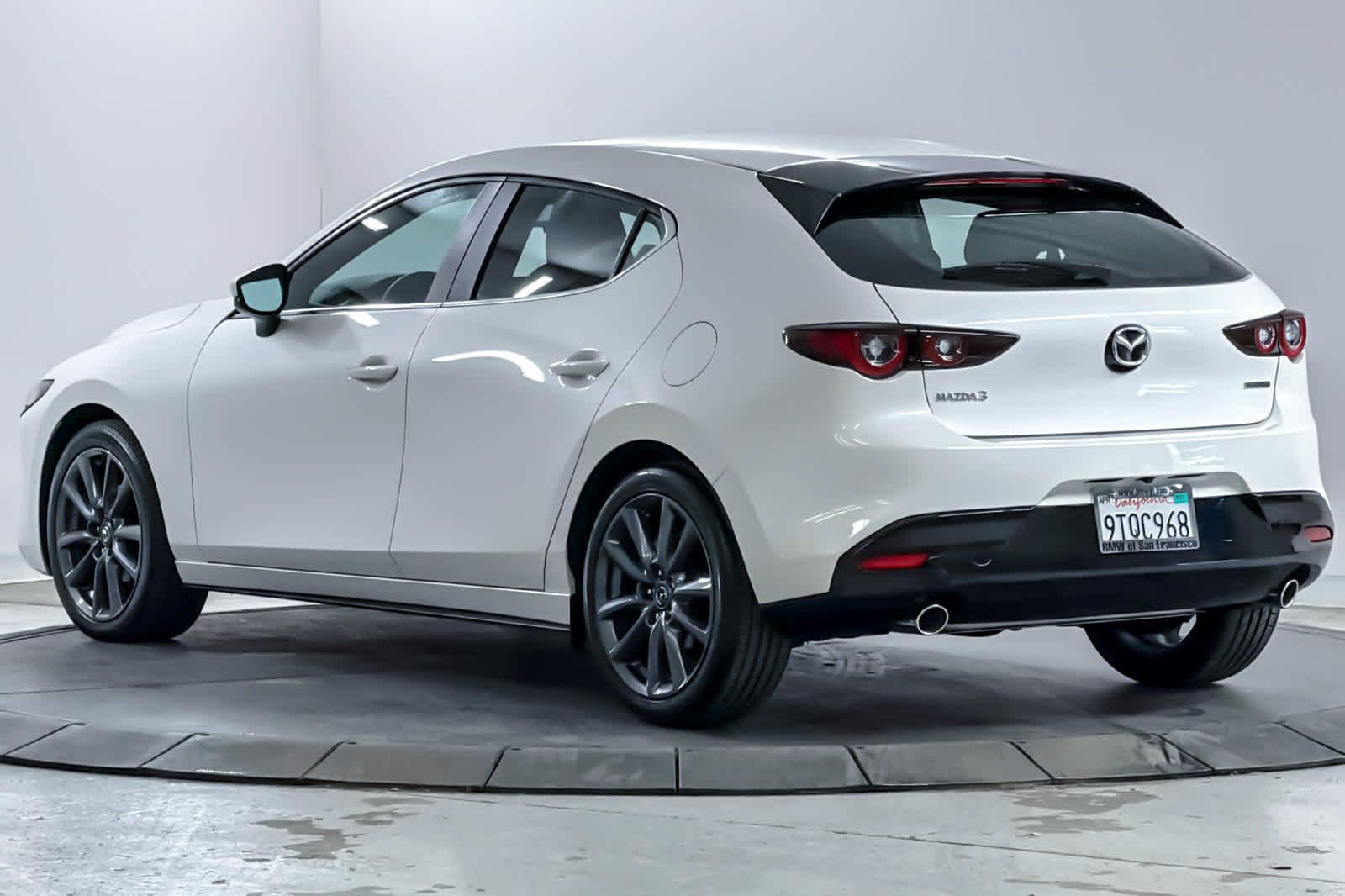 Used 2025 Snowflake White Pearl Mica Mazda 2.5 S Preferred image 6