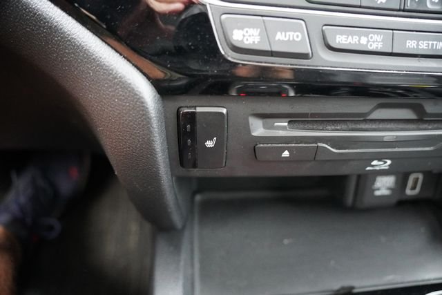 Used 2019 Black Honda Touring image 8