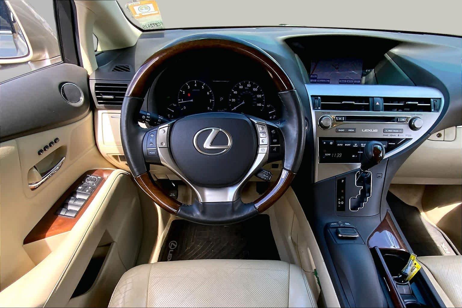 Used 2015 Satin Cashmere Metallic Lexus  image 6