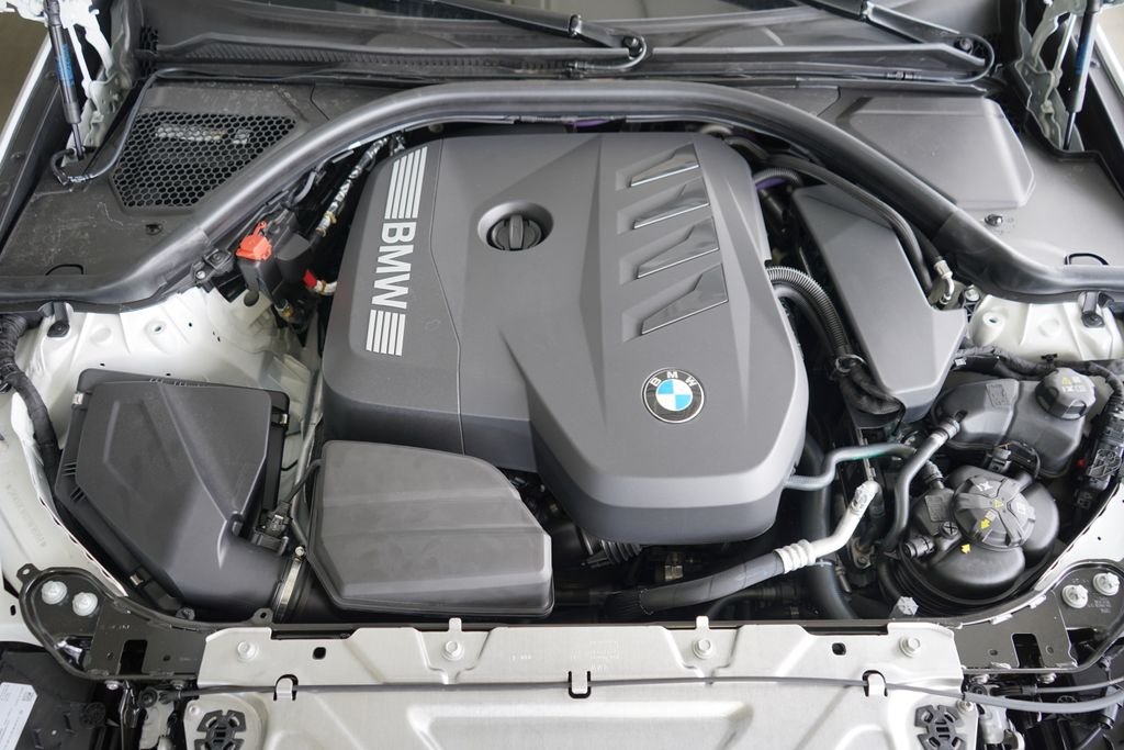 Used 2026 Alpine White BMW 330i image 22
