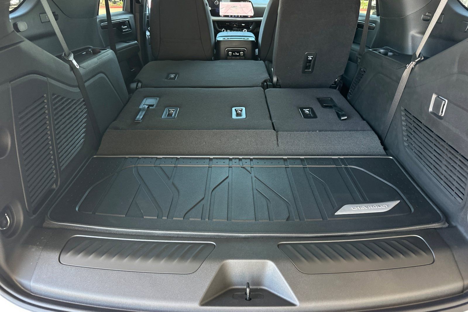 2026 Chevrolet Tahoe LS - Photo 16