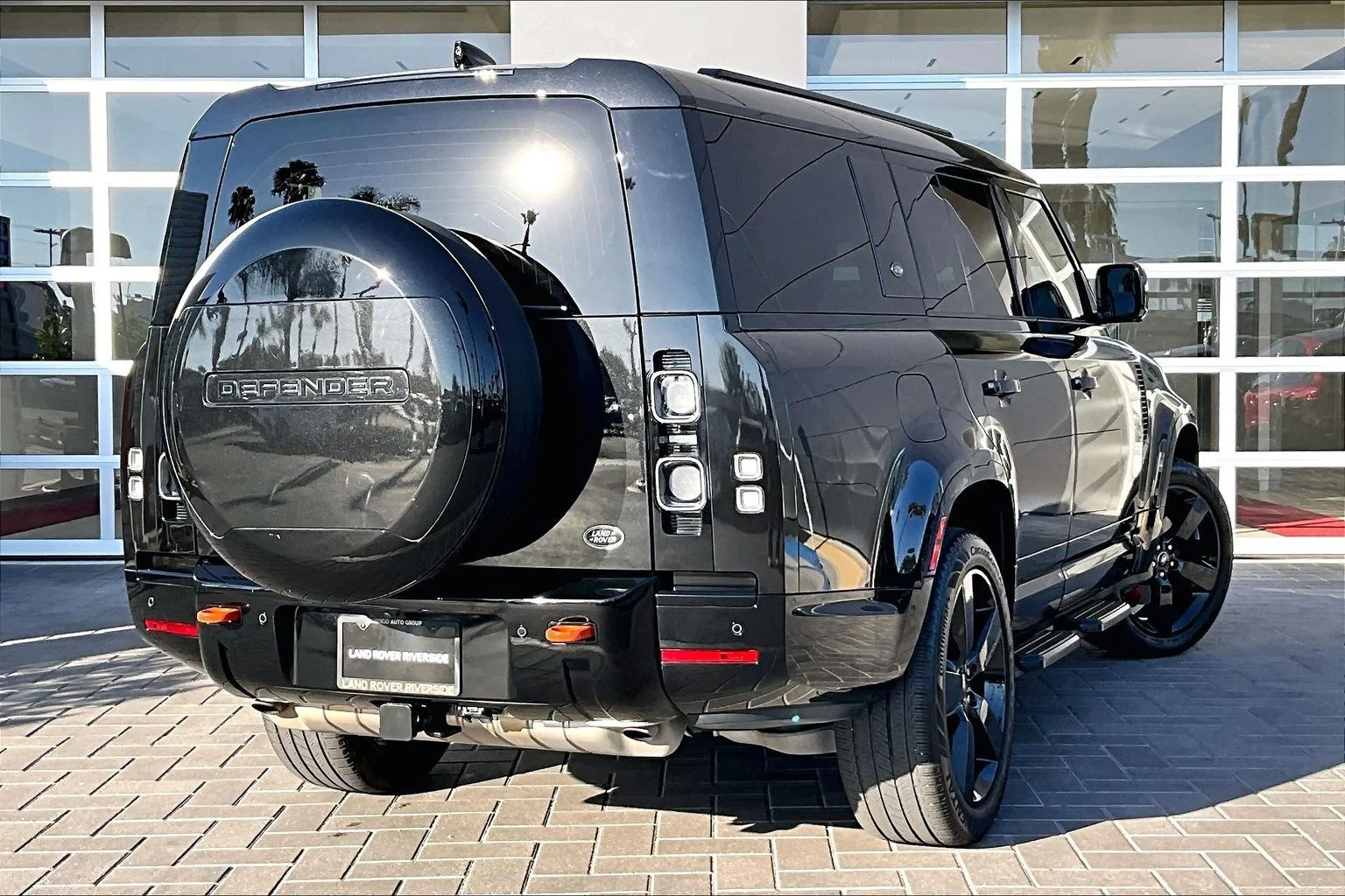 Certified Used 2023 Black Land Rover X image 13