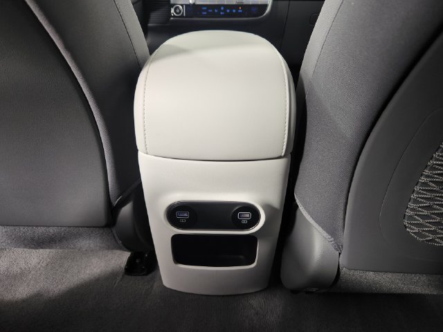 2024 Hyundai IONIQ 5 SE - Photo 17