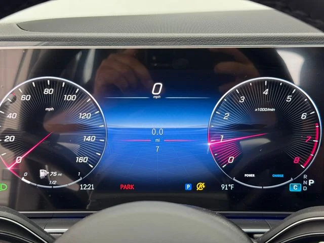 New 2026 Polar White Mercedes-Benz GLE 350 image 2