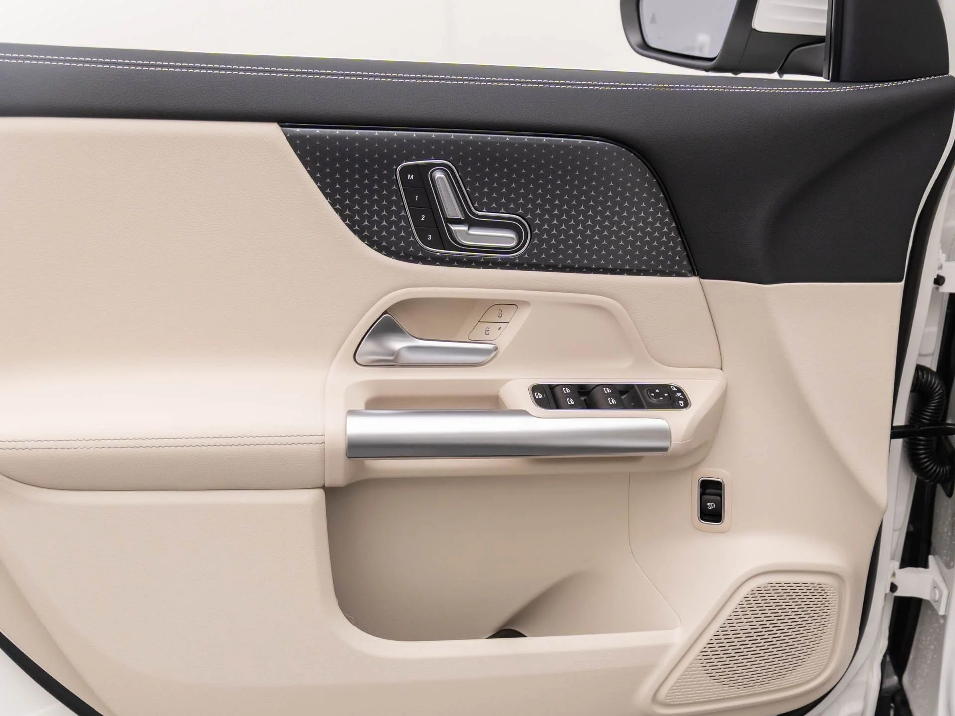 2025 Mercedes-Benz GLA GLA250 - Photo 12