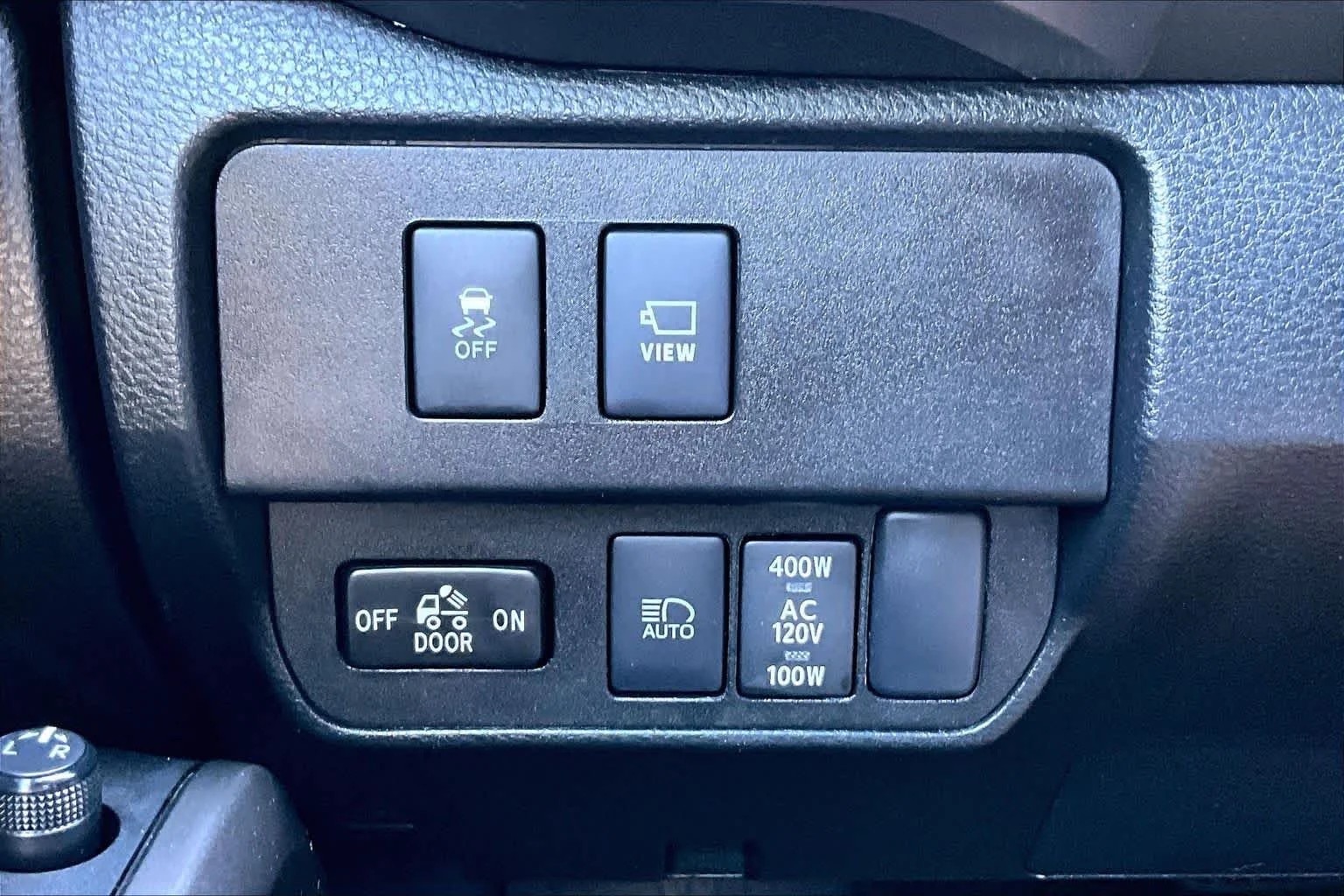 Used 2020 Magnetic Gray Metallic Toyota Limited image 34