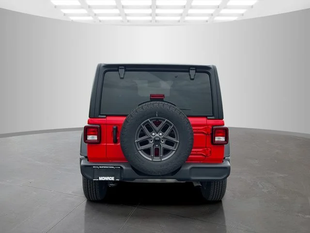 Used 2024 Red Jeep Sport S image 6