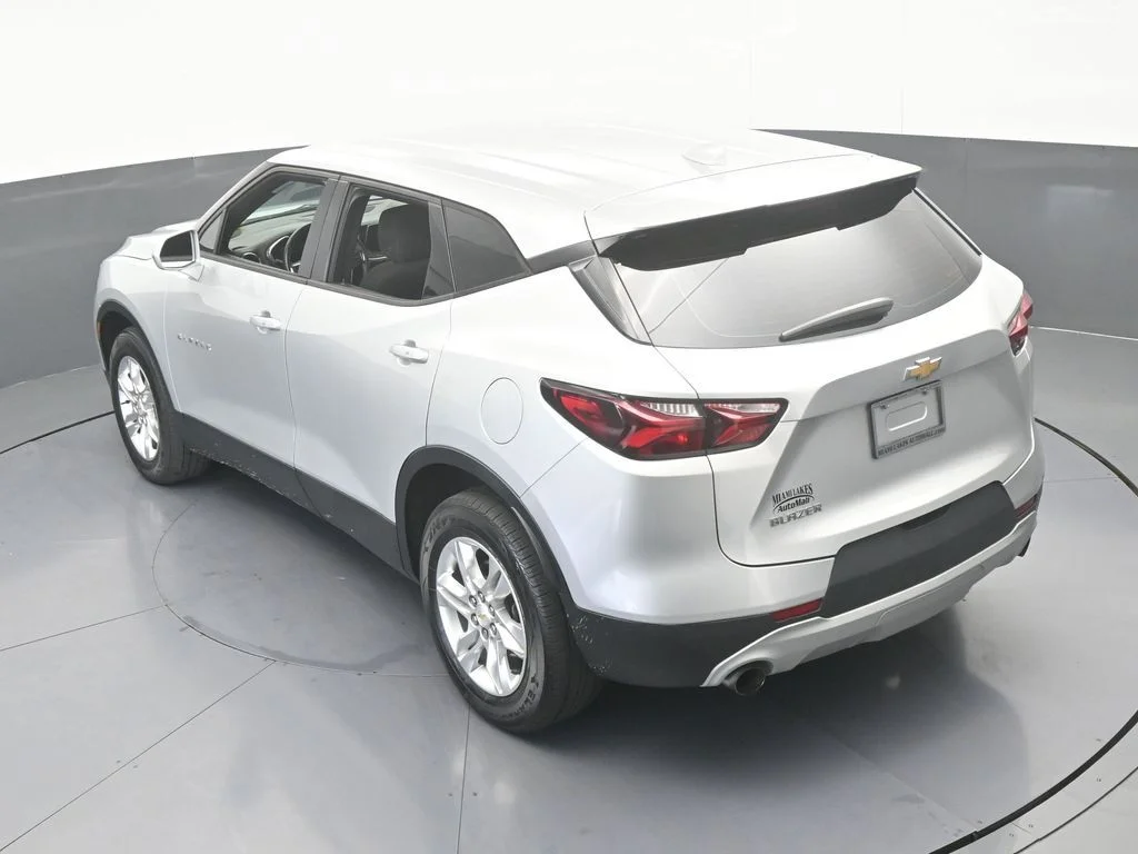 Used 2019 Silver Ice Metallic Chevrolet L image 43