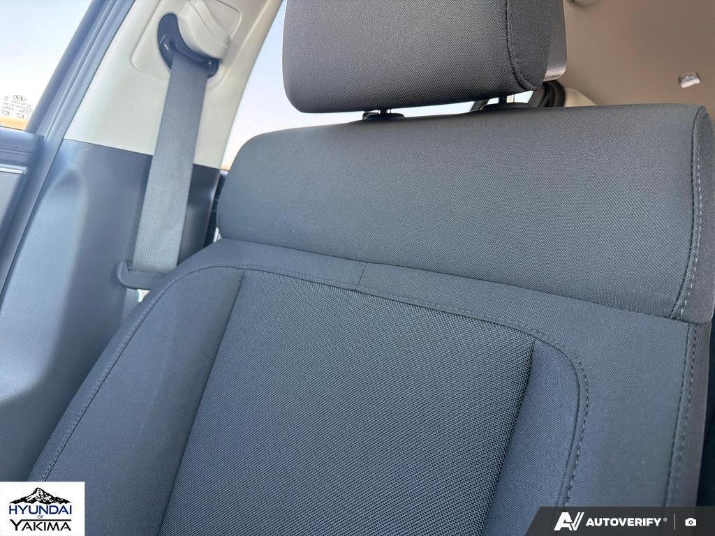 New 2026 Hampton Gray Hyundai SE image 20