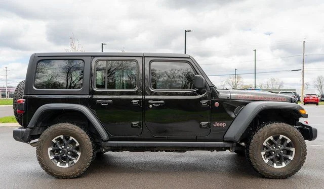 Used 2024 Black Jeep Rubicon image 5