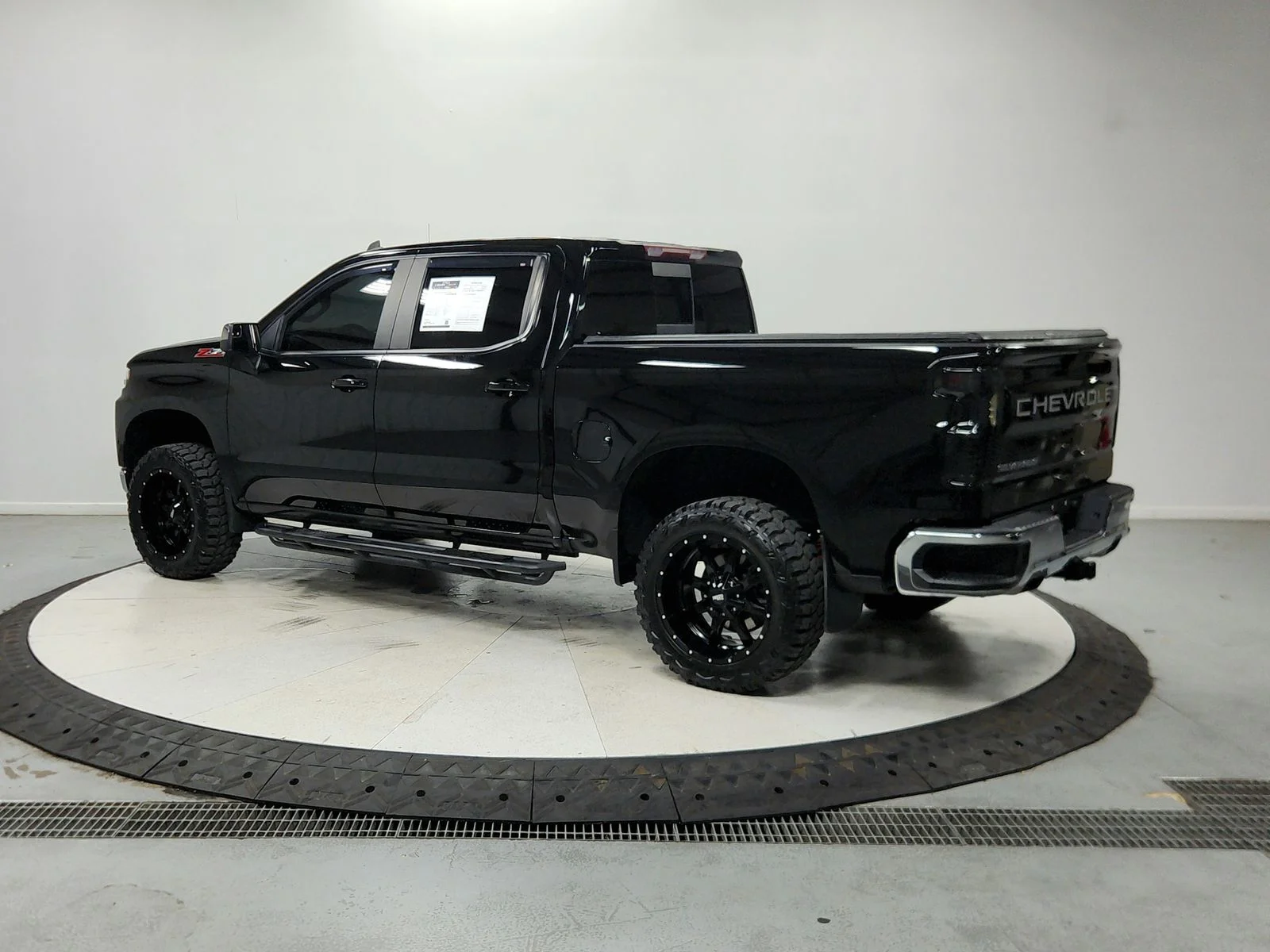 Used 2020 Black Chevrolet LT image 6
