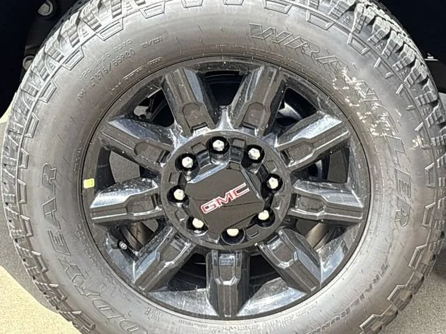 2026 GMC Sierra 2500HD AT4 - Photo 11