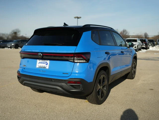 New 2026 Cornflower Blue W/Deep Black Roof Volkswagen 1.5T SE Black image 8