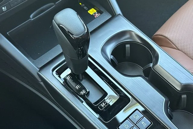 New 2026 CRYSTAL BLACK SILICA Subaru Touring image 19