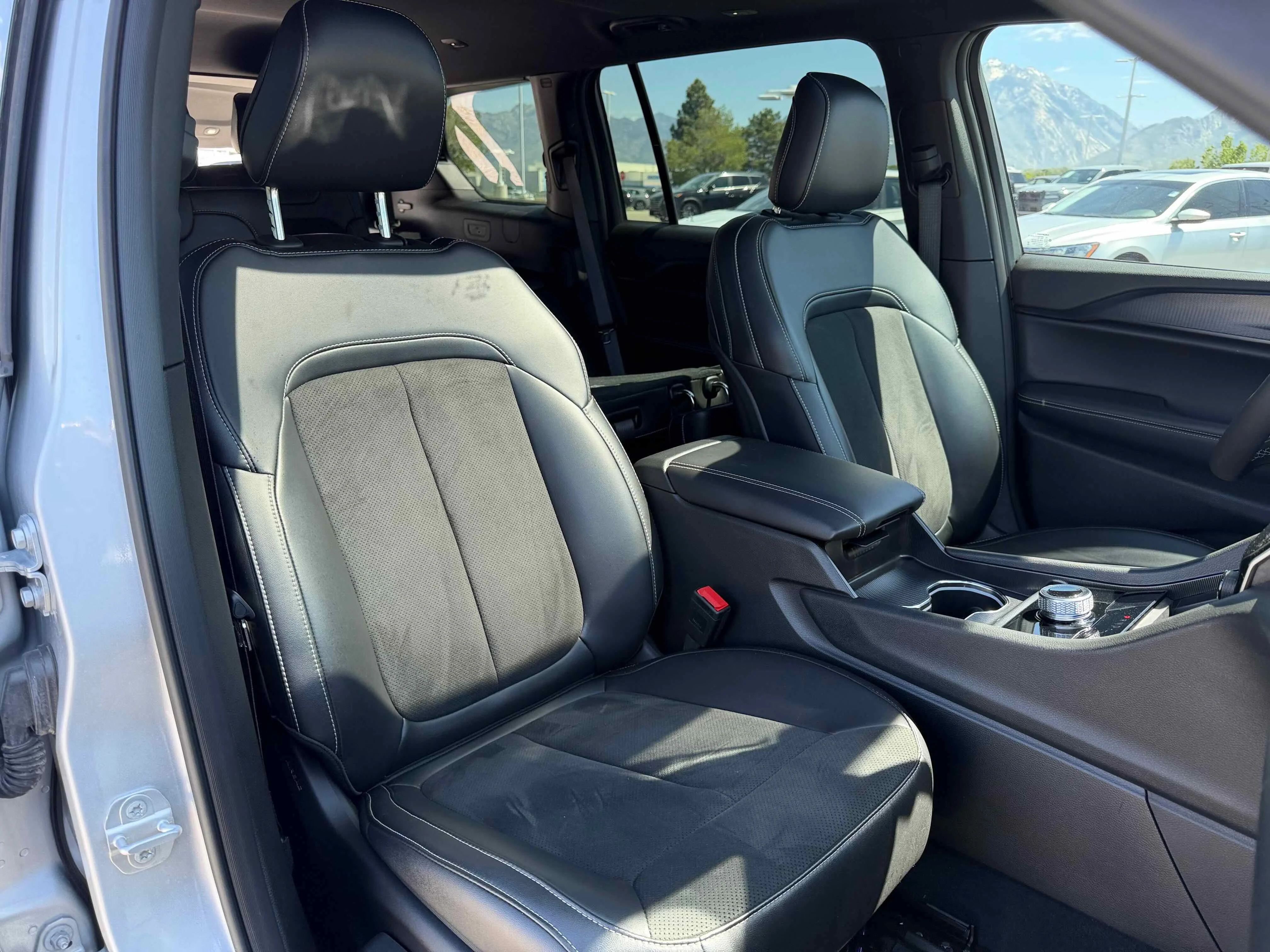 Used 2025 Silver Zynith Jeep Altitude X image 35