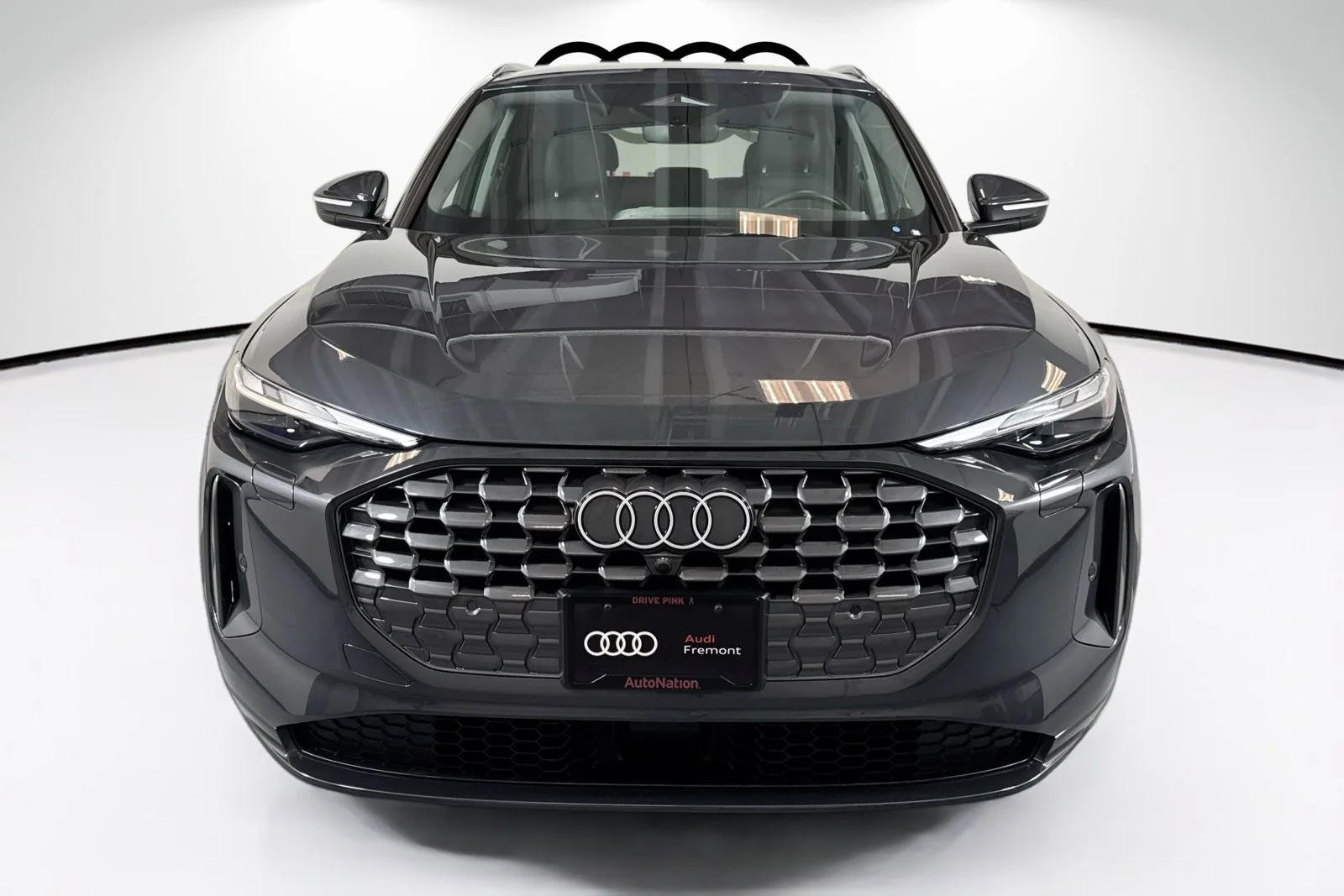 Used 2025 Tambora Gray Audi Premium image 2