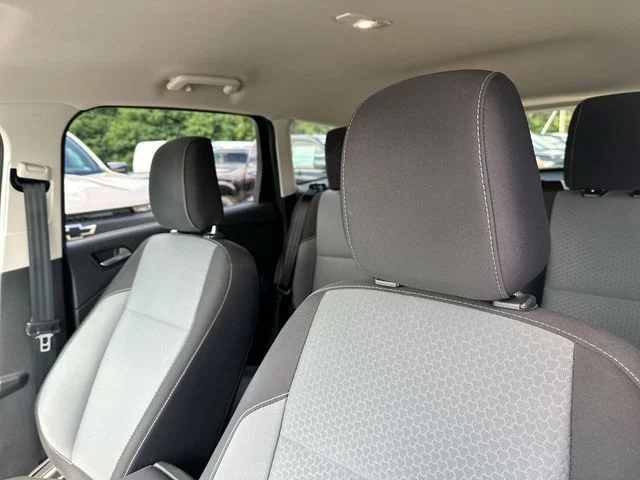 Used 2019 Black Ford SE image 59
