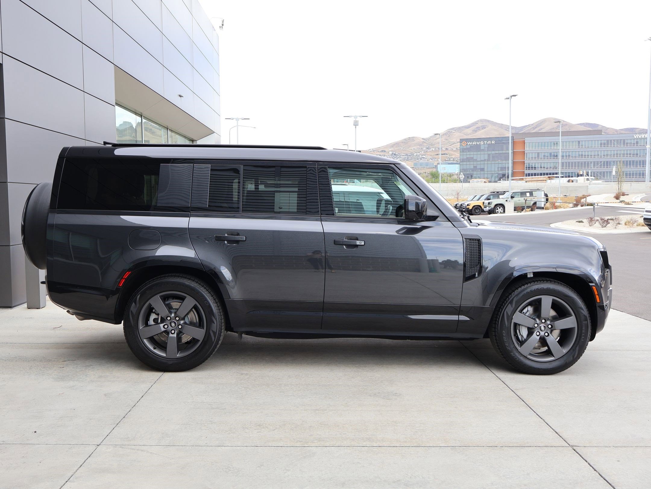 Certified Used 2025 Carpathian Grey Prem Met Land Rover 130 P400 X-Dynamic SE image 4