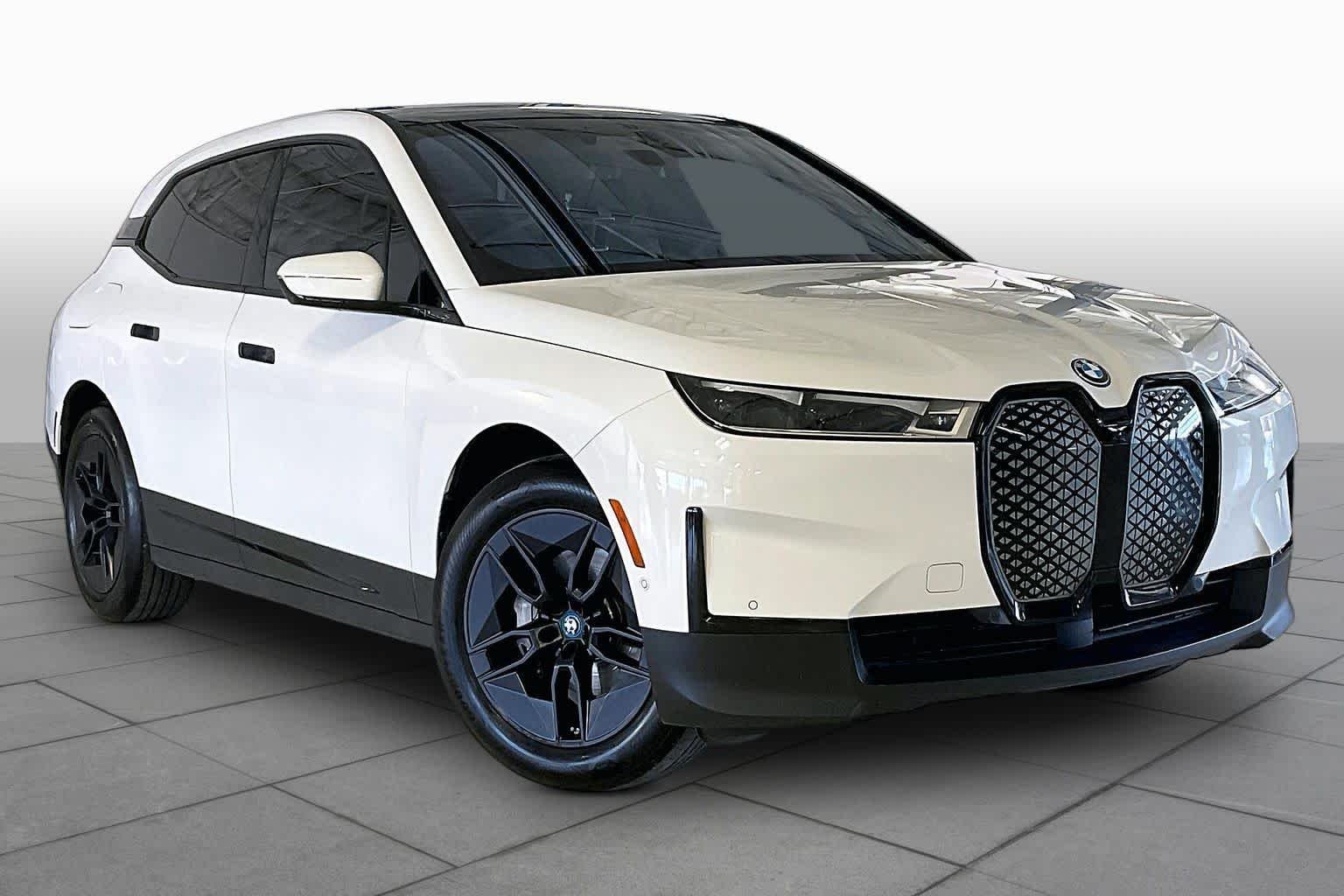 Used 2024 BMW iX Base with VIN WB523CF05RCN19707 for sale in Arlington, TX