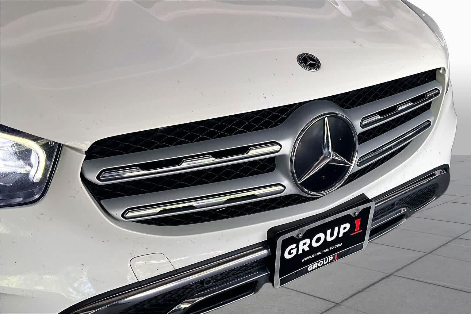 Used 2021 Polar White Mercedes-Benz GLC 300 image 29