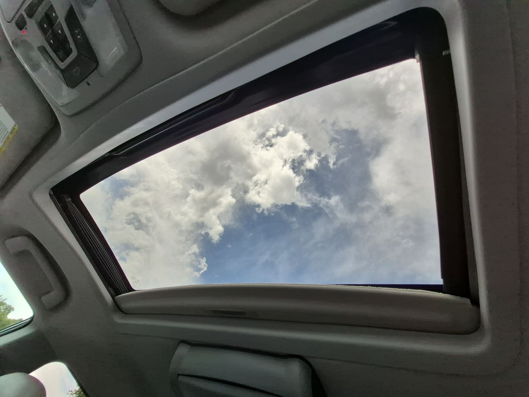 Used 2017 Blizzard Pearl Toyota Limited image 14