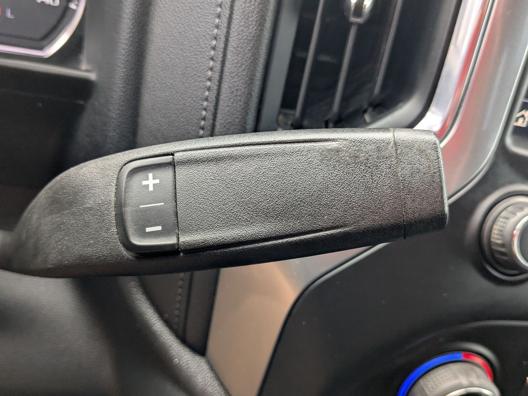 2022 Chevrolet Silverado 3500HD LT - Photo 26