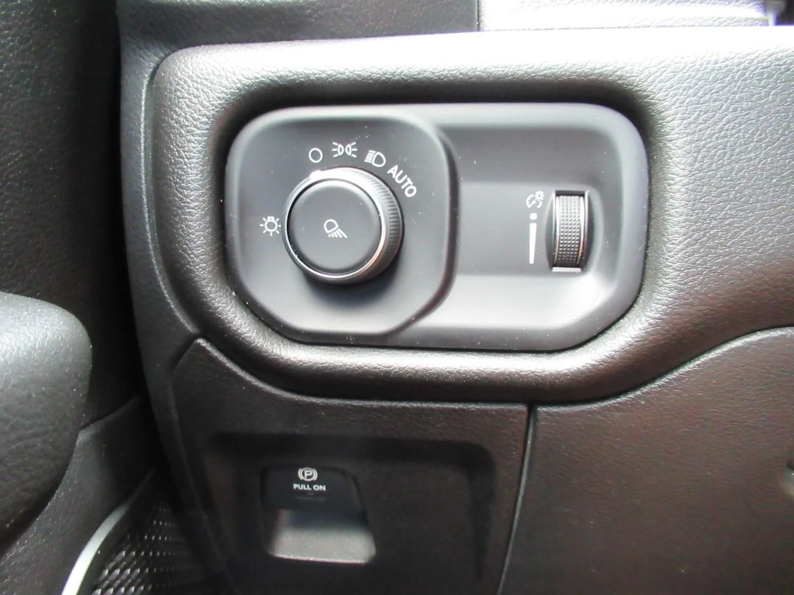 Used 2023 White Ram Tradesman image 21